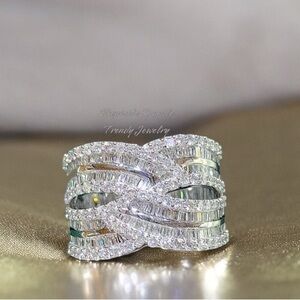 💎18k White Gold Plated Luxurious Curvy Cz Diamond Weave large Band Ring